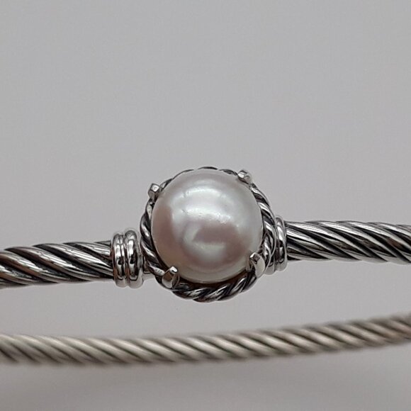 David Yurman Sterling Silver bracelet with Pearl - Picture 6 of 6